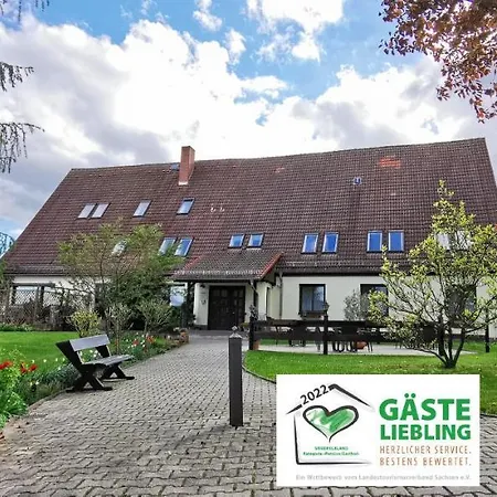 Guest house Am Kirschberg 3*