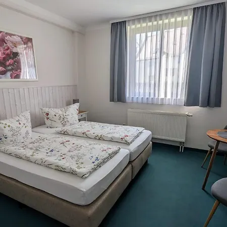 Guest house Am Kirschberg 3*