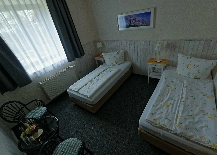 Am Kirschberg Pensionat 3*